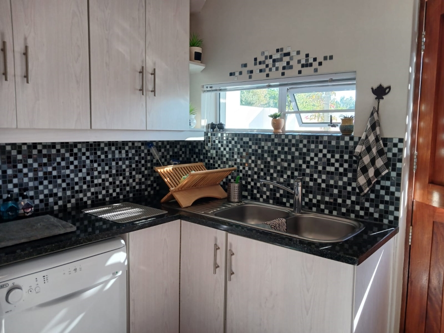 3 Bedroom Property for Sale in Stilbaai Wes Western Cape